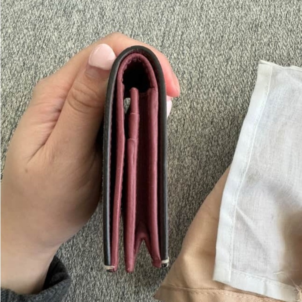 Gucci Blooms Compact Wallet - Picture 3 of 3